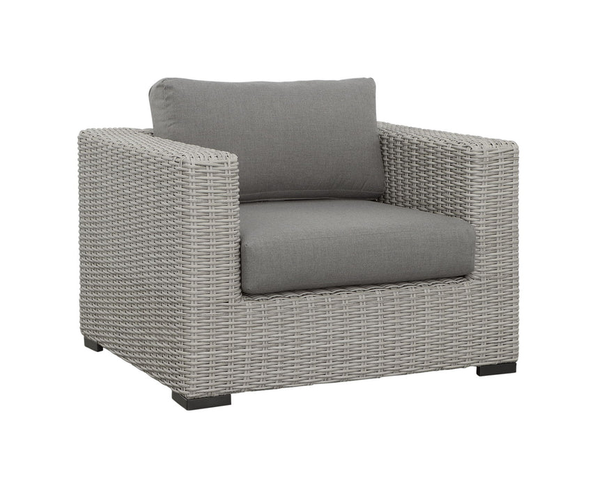 Blakley - Outdoor Lounge Chair (Set of 2) With Half-Round Wicker - Gray