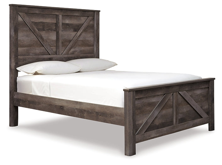 Wynnlow  Crossbuck Panel Bed With Dresser