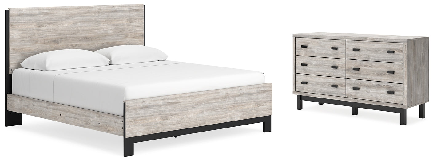 Vessalli King Panel Bed with Dresser