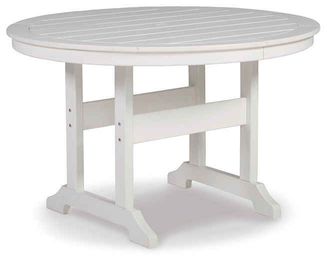 Ashley Express - Crescent Luxe Round Dining Table w/UMB OPT